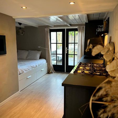 Littleneighbour Apartamento Pingjum Exterior foto