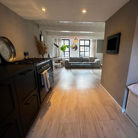 Littleneighbour Apartamento Pingjum Exterior foto