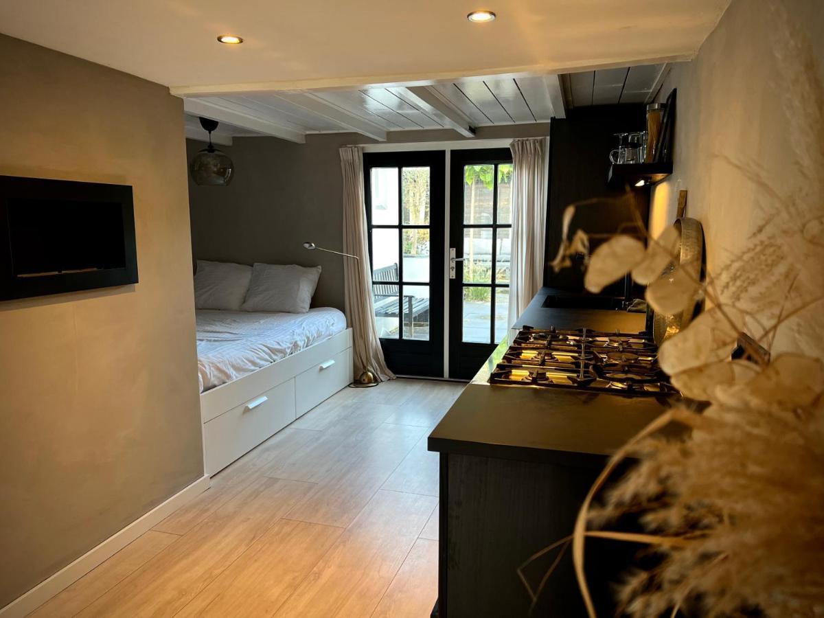 Littleneighbour Apartamento Pingjum Exterior foto