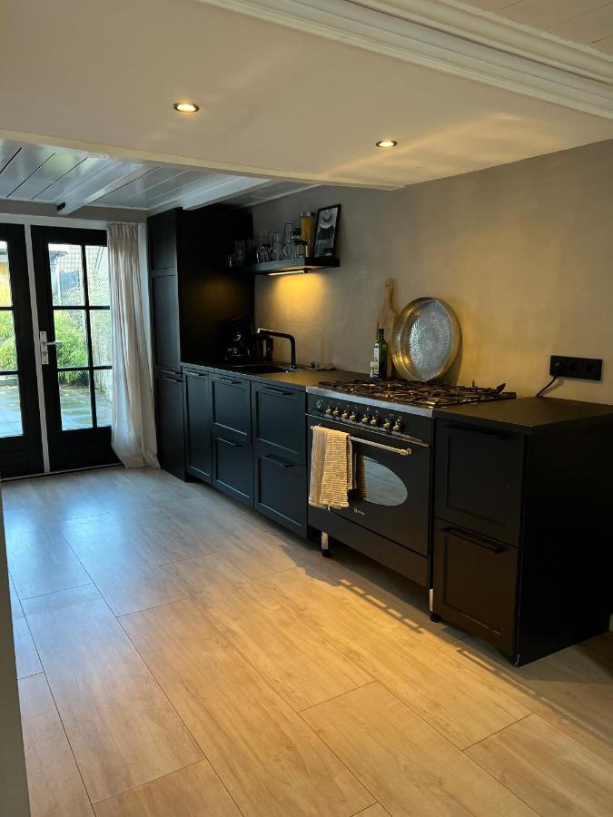 Littleneighbour Apartamento Pingjum Exterior foto